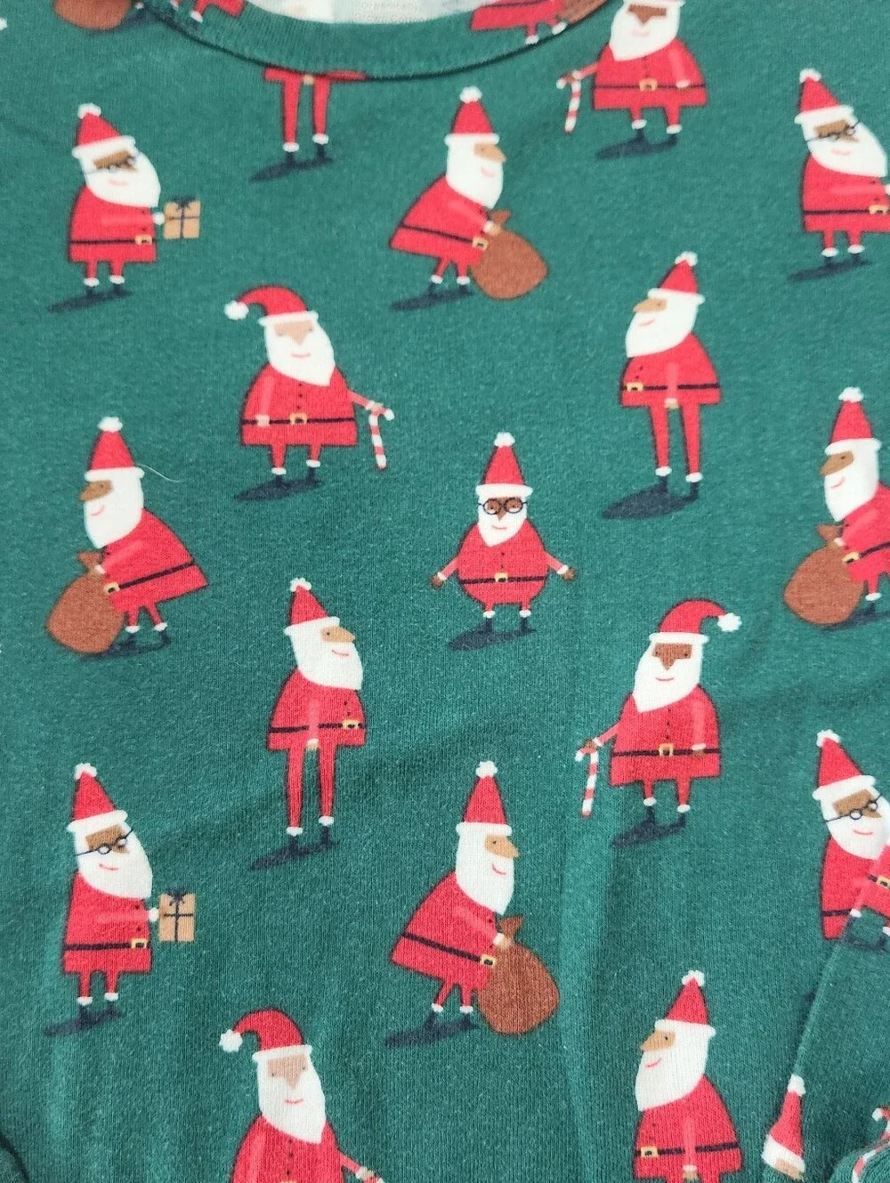 Gap Kids Green Santa Print Pajama Set